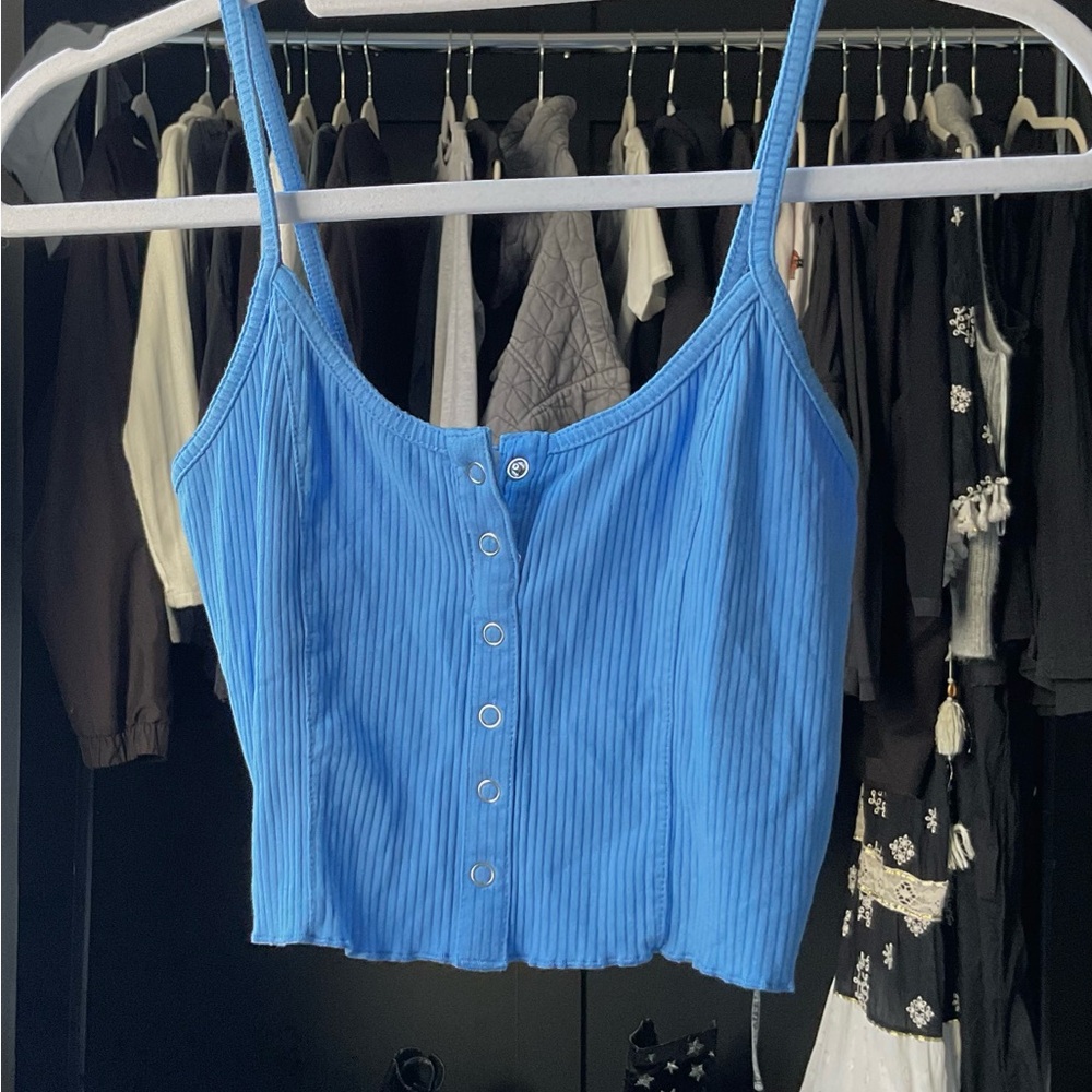 Love Tree Crop Top button down women’s light blue cozy beach minimal tank top